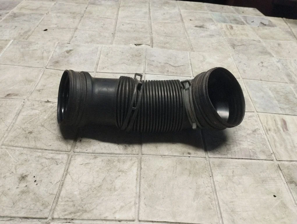 Air intake hose/pipe – Seat Altea XL (2004-2015)