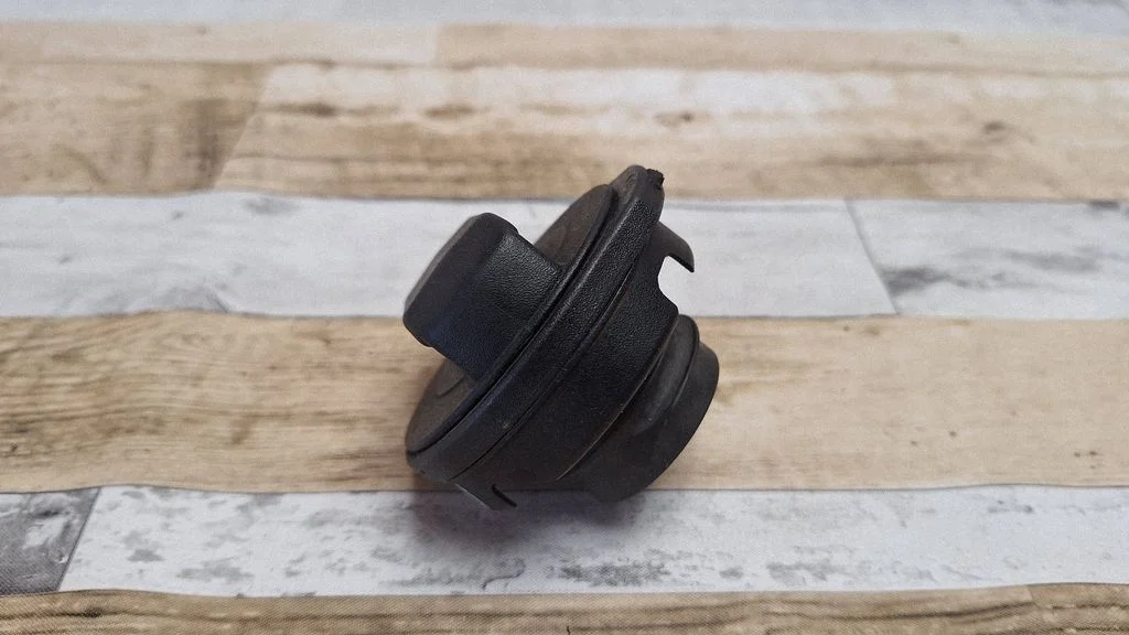 Fuel tank filler cap 1J0201553C