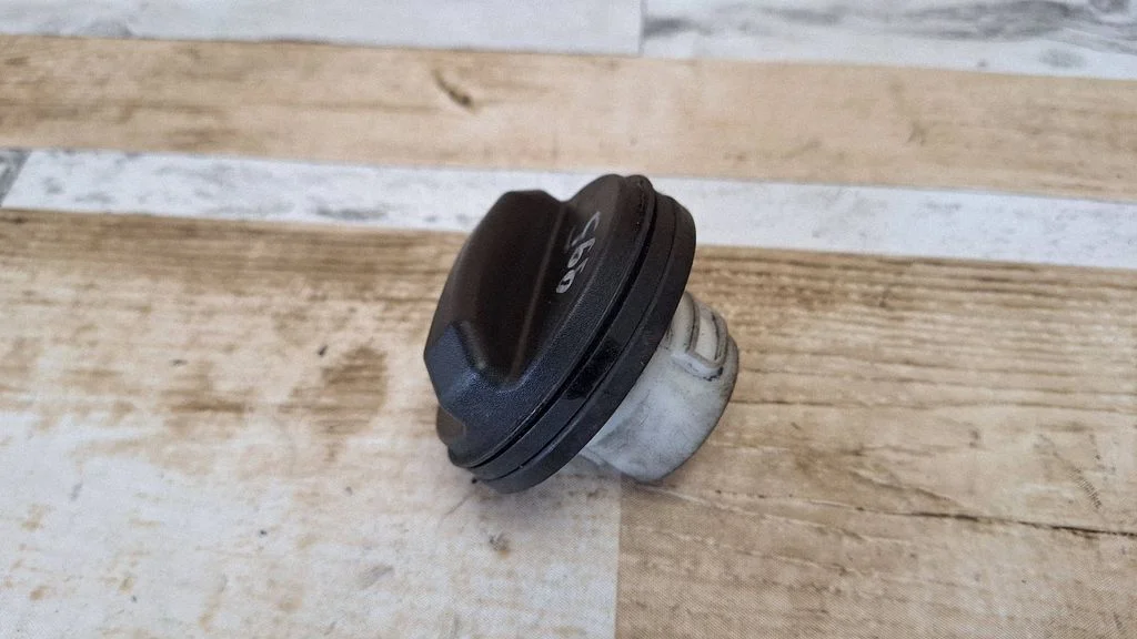 Fuel tank filler cap