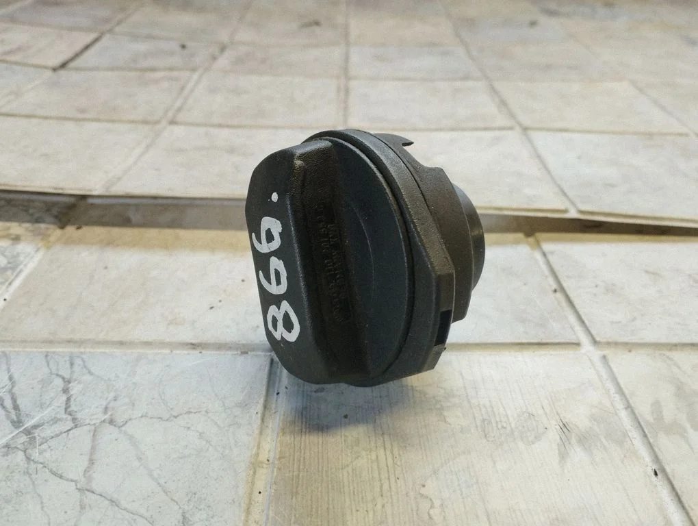 Fuel tank filler cap 1J0201553C