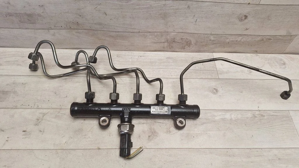 Fuel main line pipe 9681649580
