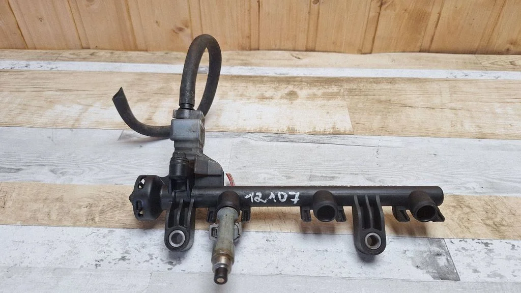 Fuel main line pipe 2381400010
