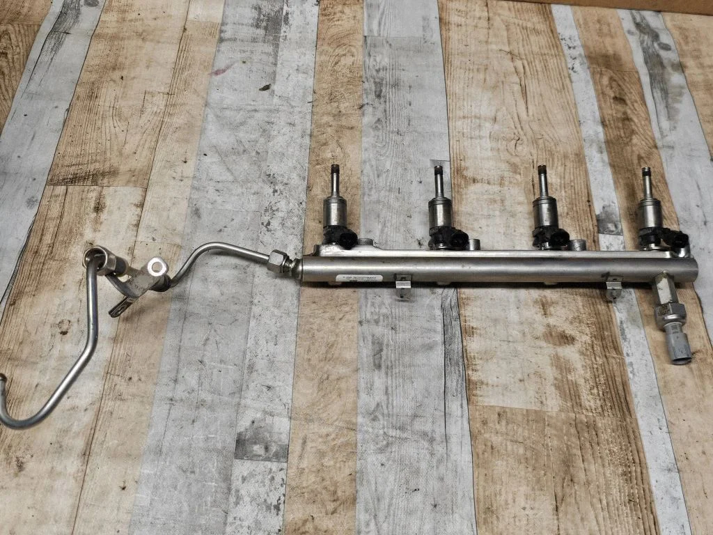 Fuel main line pipe – Ford Focus (2010-2017)