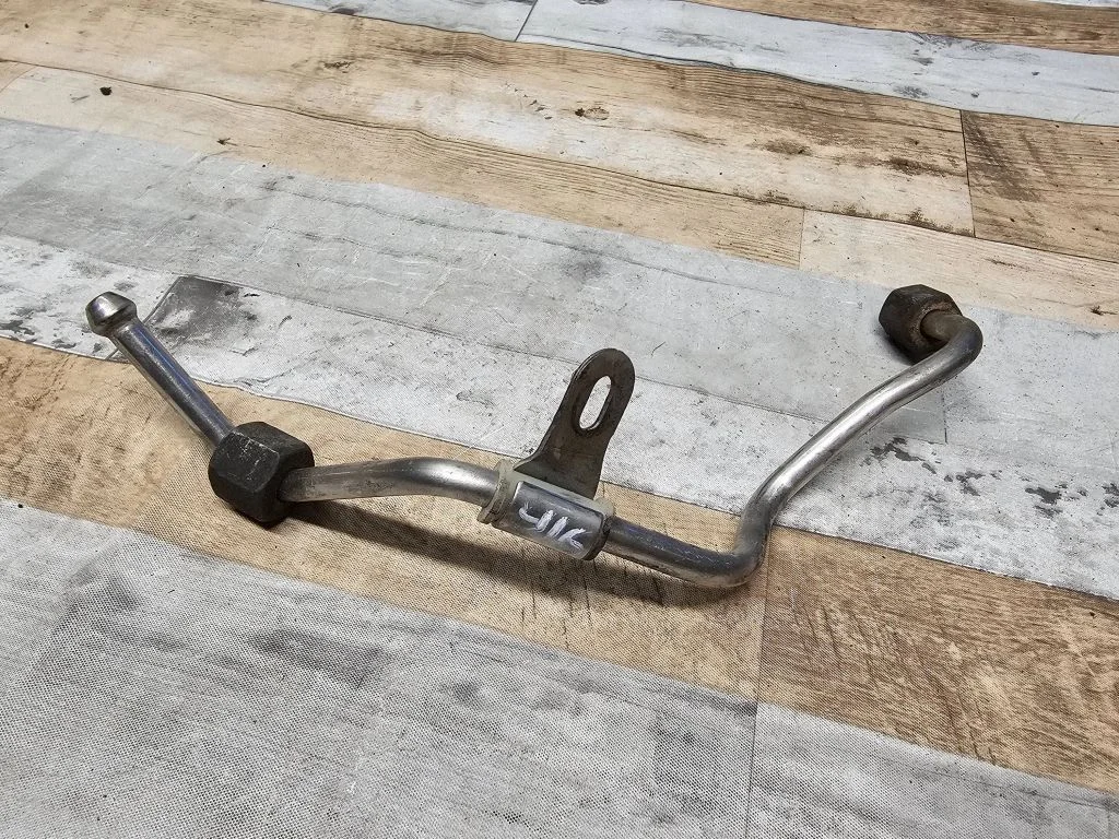 Fuel main line pipe