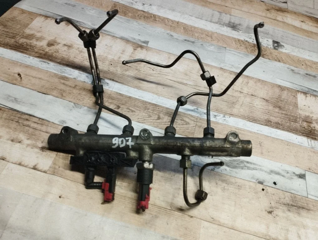 Fuel main line pipe