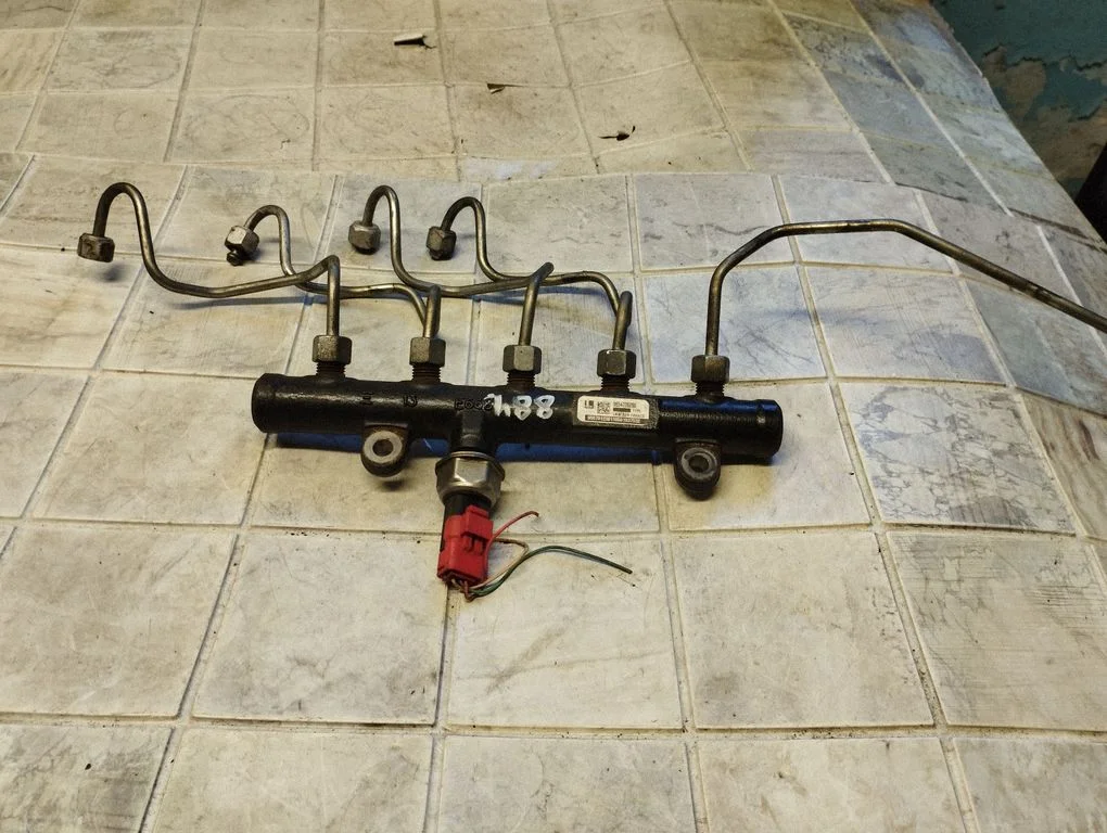Fuel main line pipe 9654726280