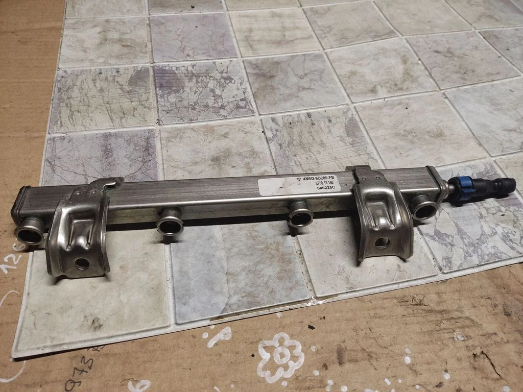 Fuel main line pipe 4M5G9D280FB