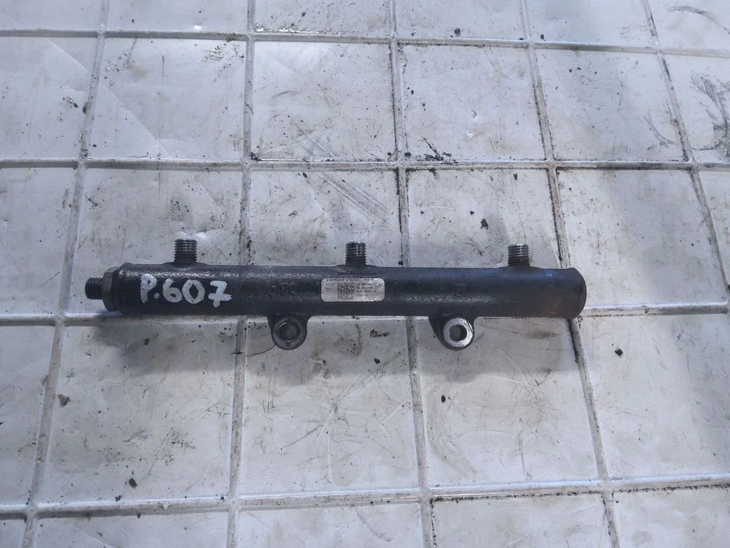 Fuel main line pipe A2C20001291