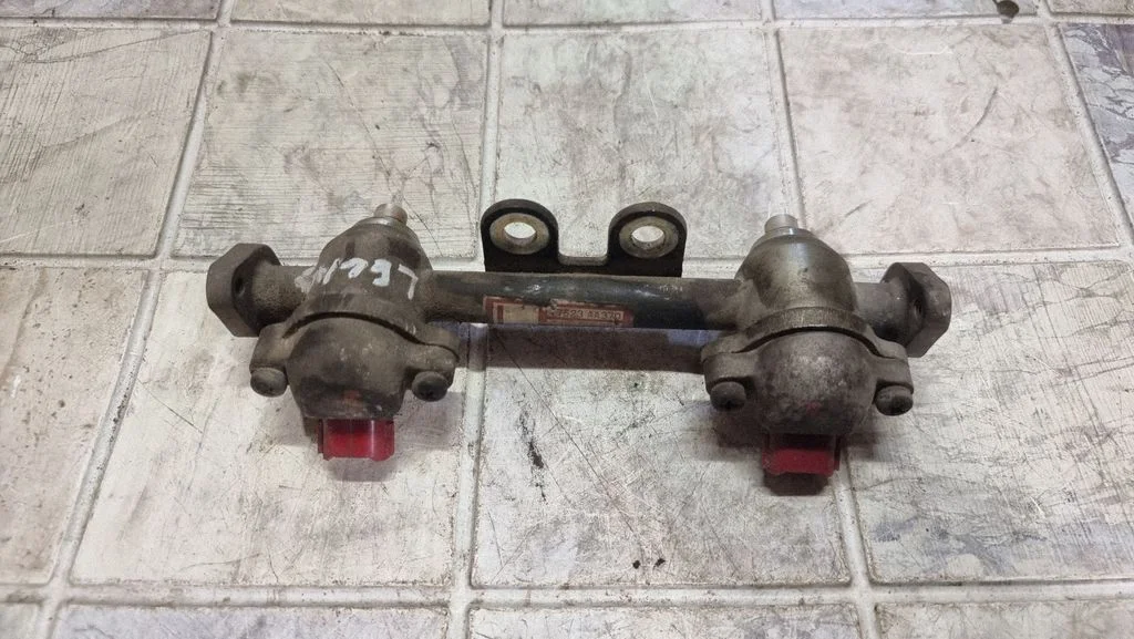 Fuel main line pipe 17523AA370
