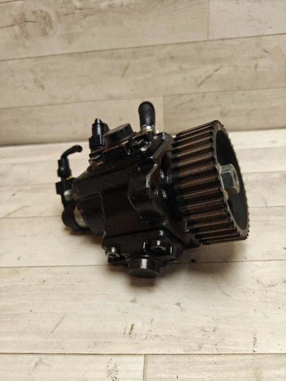Fuel injection high pressure pump 0445010185