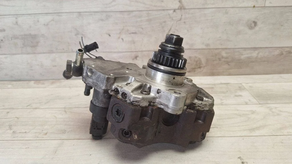Fuel injection high pressure pump A6400700601
