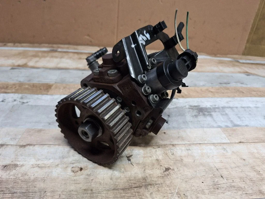 Fuel injection high pressure pump 0445010102