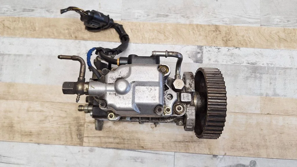 Fuel injection high pressure pump – Seat Alhambra (Mk1) (1996-2010)