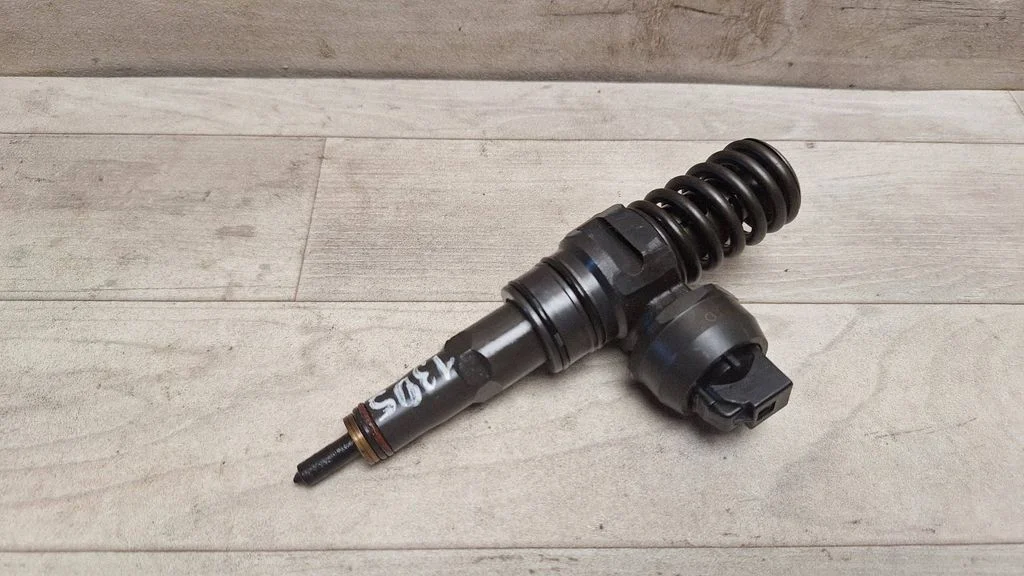 Fuel injector 038130079GX