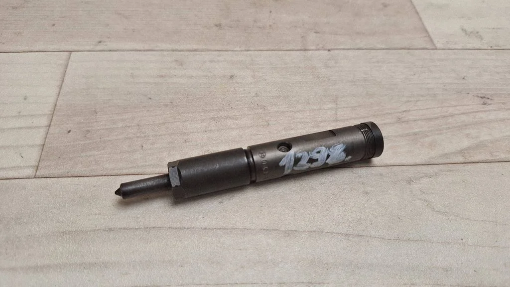 Fuel injector 55351299