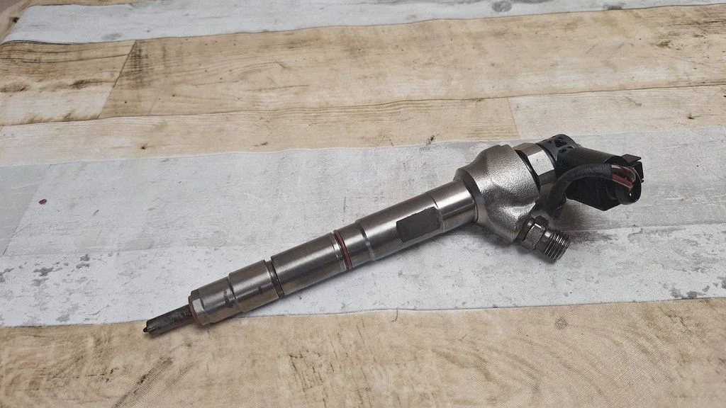 Fuel injector 0986435166