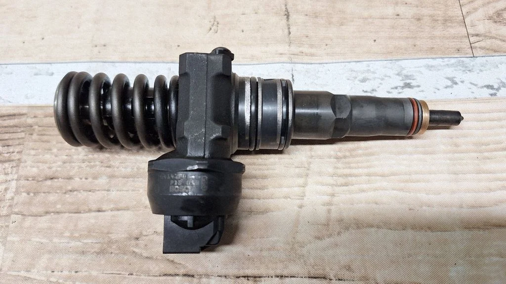 Fuel injector – Volkswagen Passat B5.5 (2001-2005)