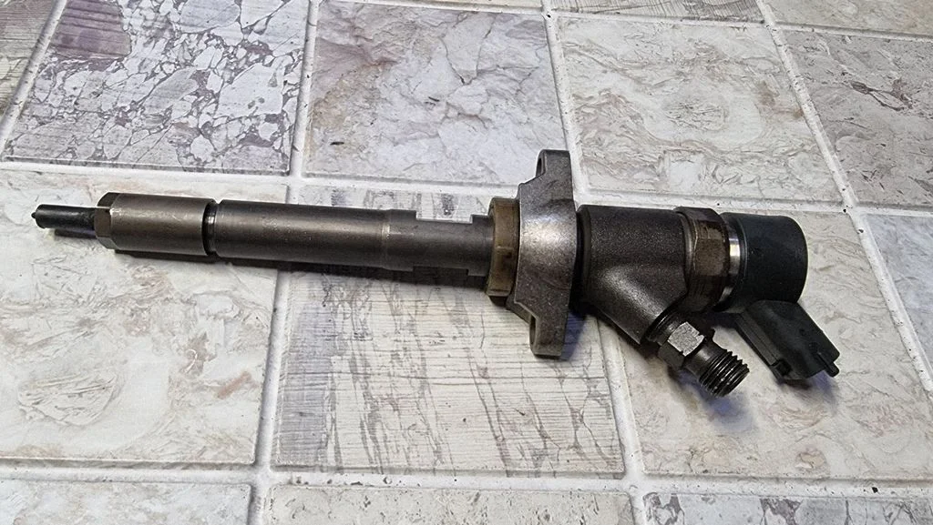 Fuel injector 0445110259