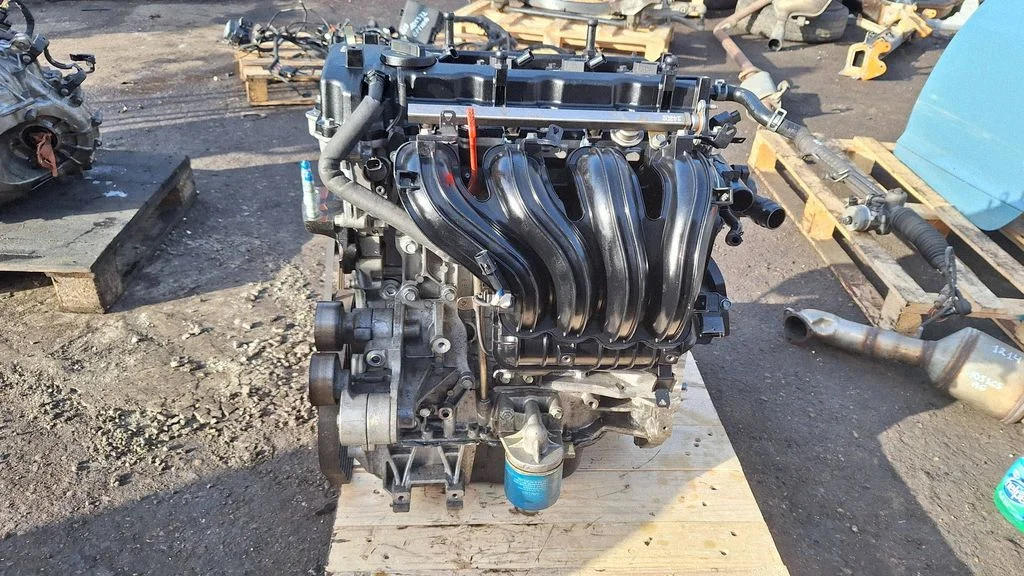 Engine QR25DE