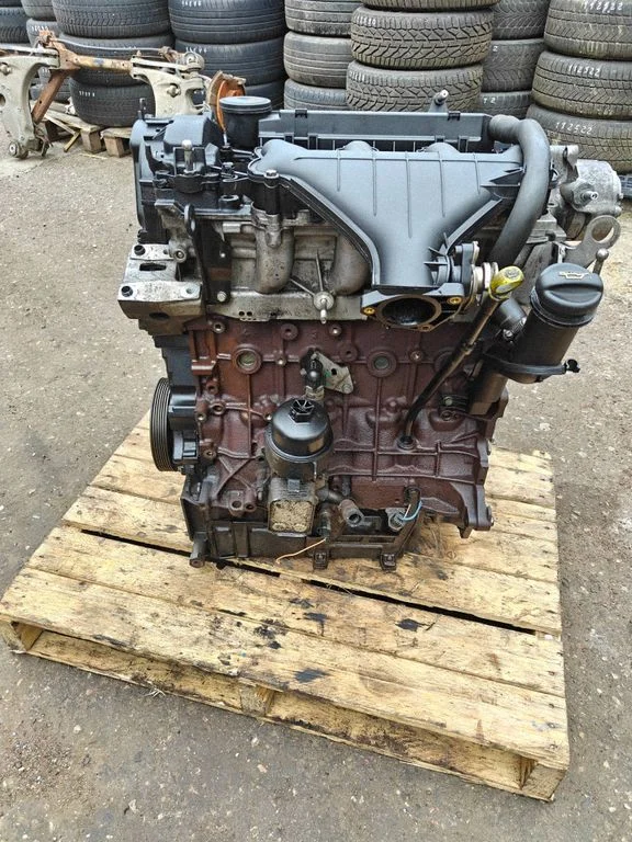 Engine 10DYVM