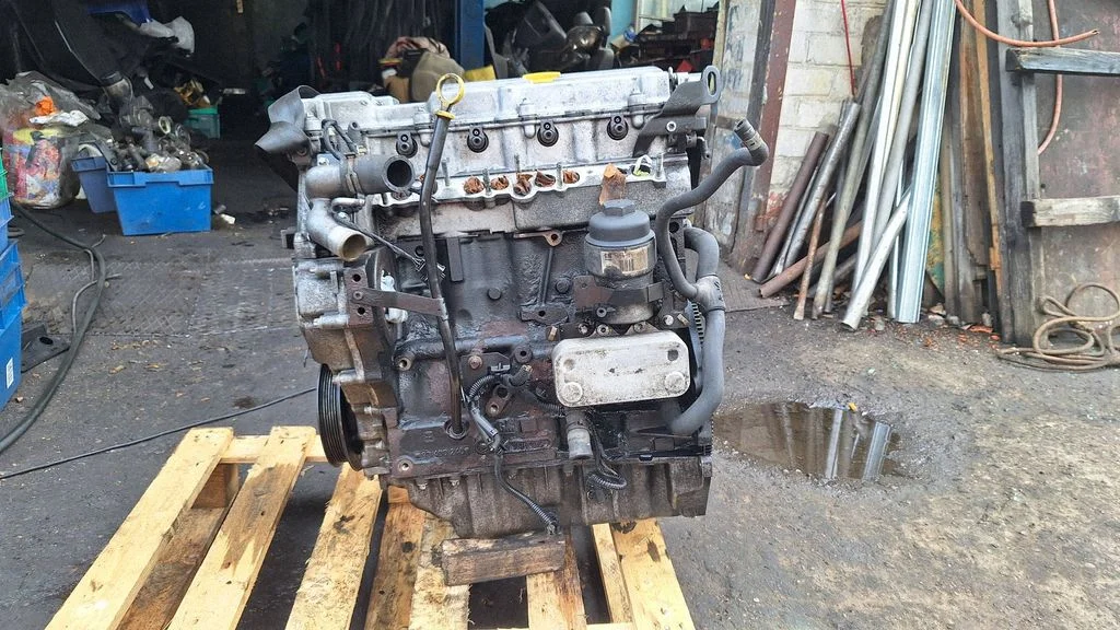 Mootor R9128018