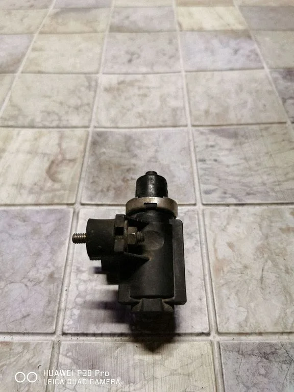 Vacuum valve – BMW 5 Series E39 (1996-2003)