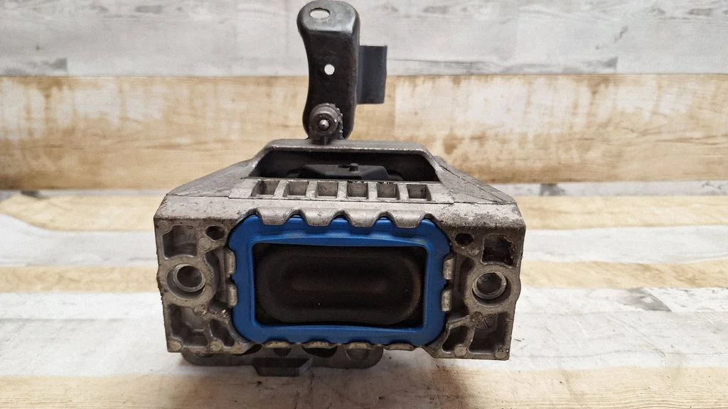 Dzinēja spilvens 1K0199262