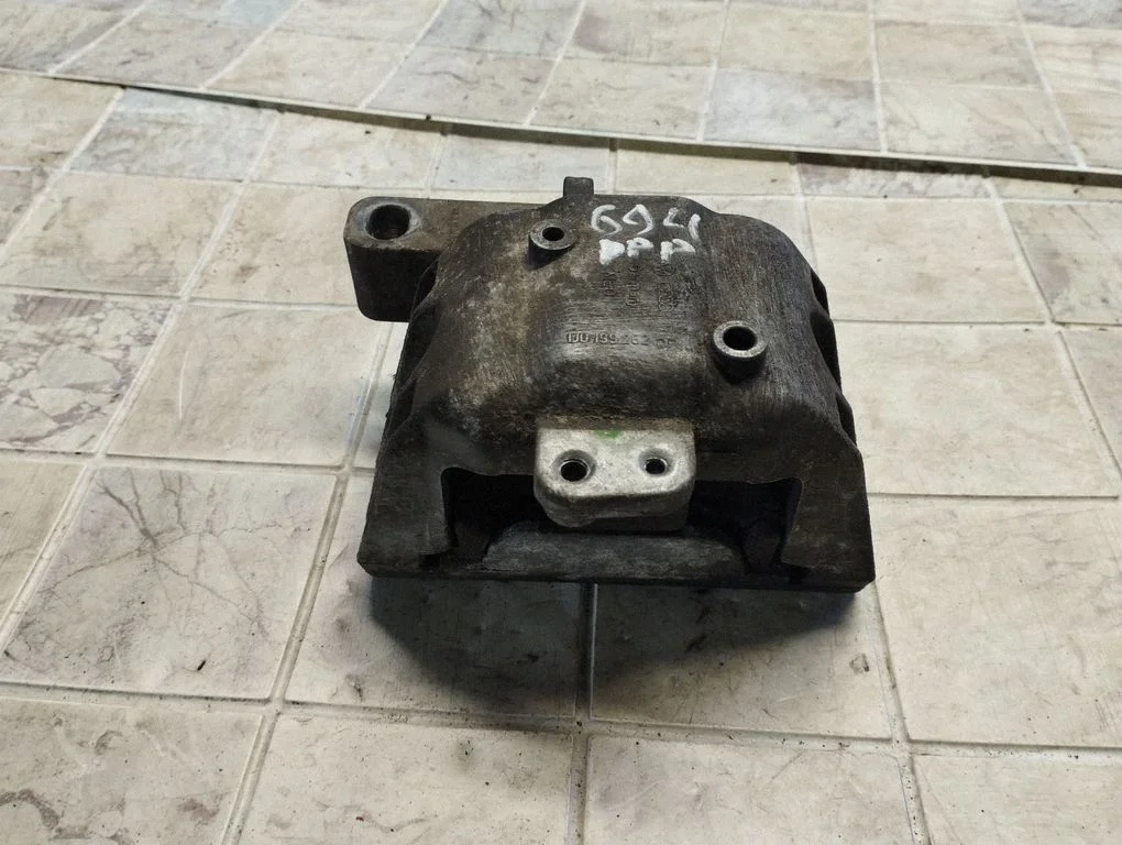 Mootoripadi 1J0199262
