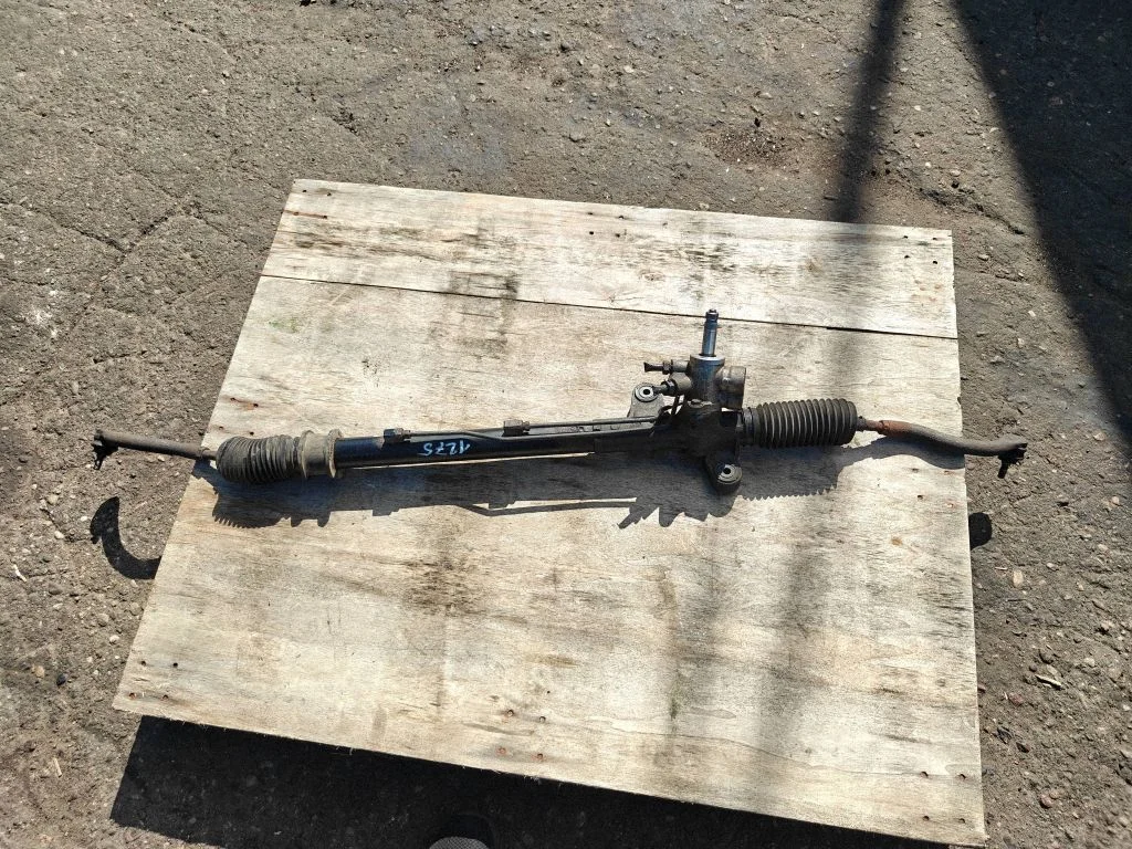Steering rack MJ04002012
