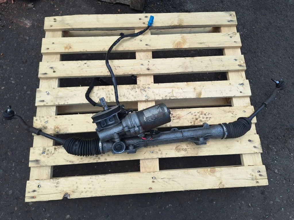 Steering rack