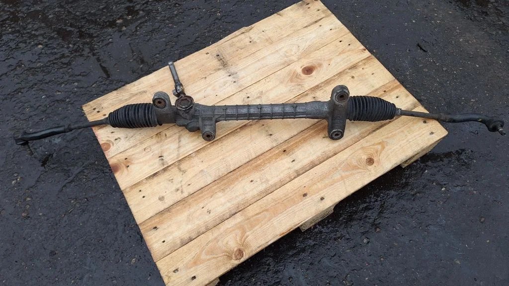Steering rack – Toyota Matrix (E130) (2001-2008)