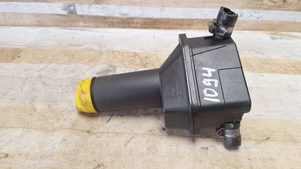 Power steering fluid tank/reservoir 7M3422372