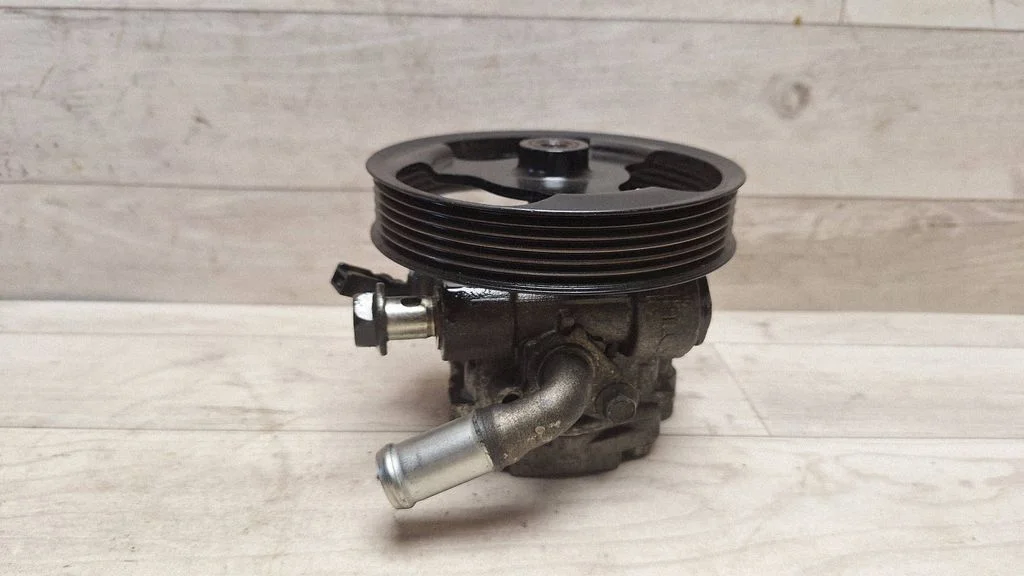 Power steering pump – Mazda 3 II (2009-2013)
