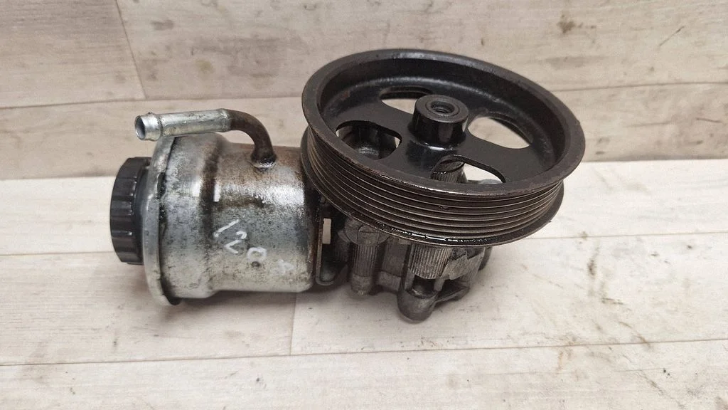 Power steering pump