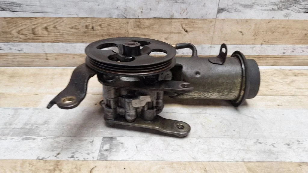 Power steering pump