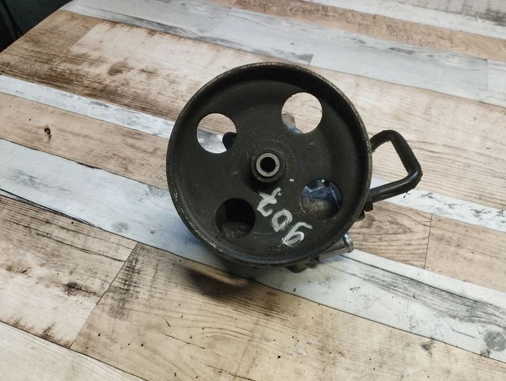 Roolivõimendi pump 9640886480