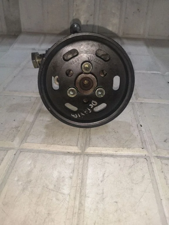 Pompa wspomagania 038145255B