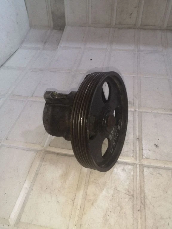 Power steering pump 9608871080