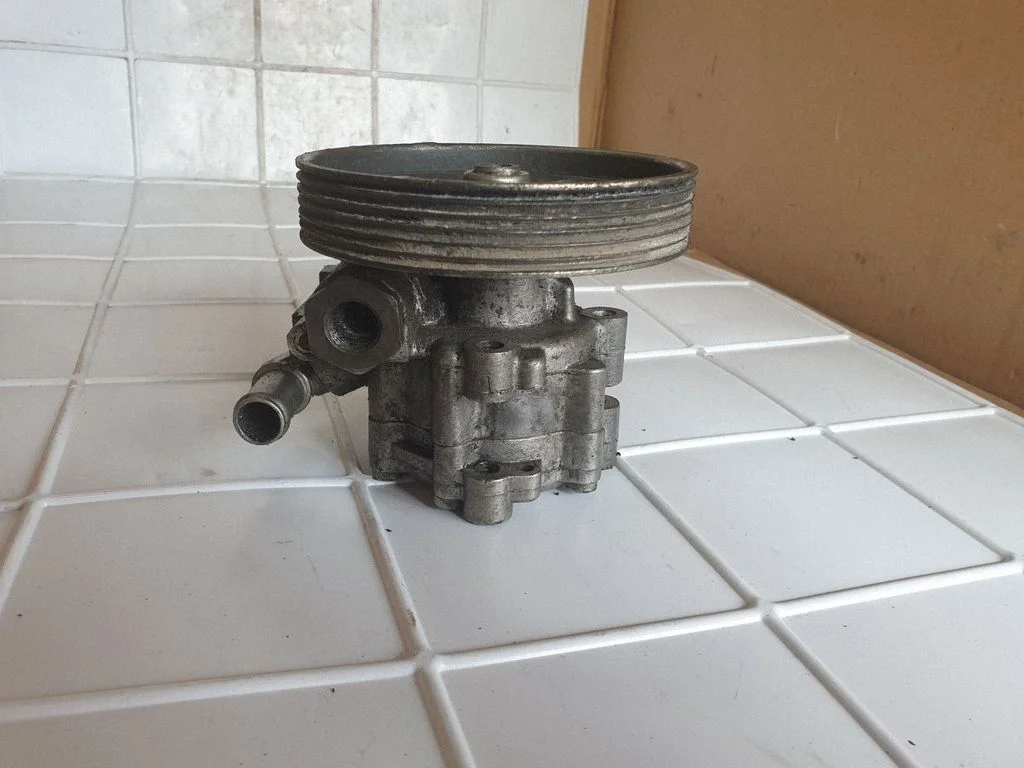 Power steering pump 7617955502