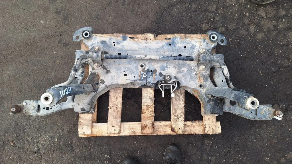 Front subframe – Ford Focus (2010-2017)
