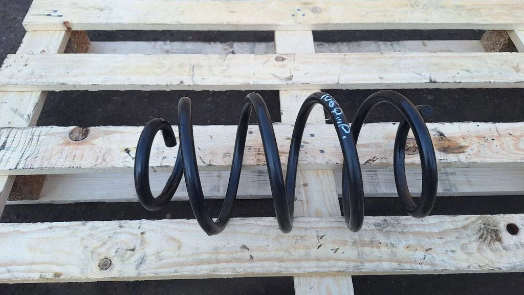 Front coil spring – Ford Galaxy (2000-2006)
