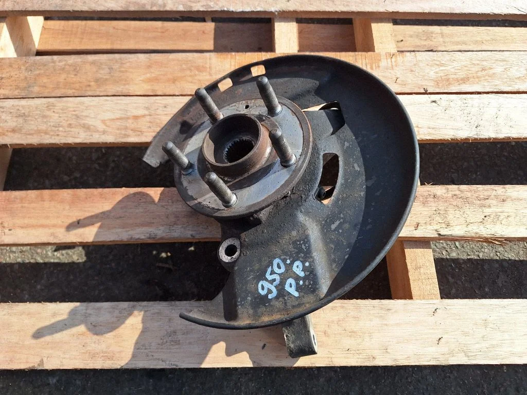 Front wheel hub – Opel Insignia A (2008-2017)