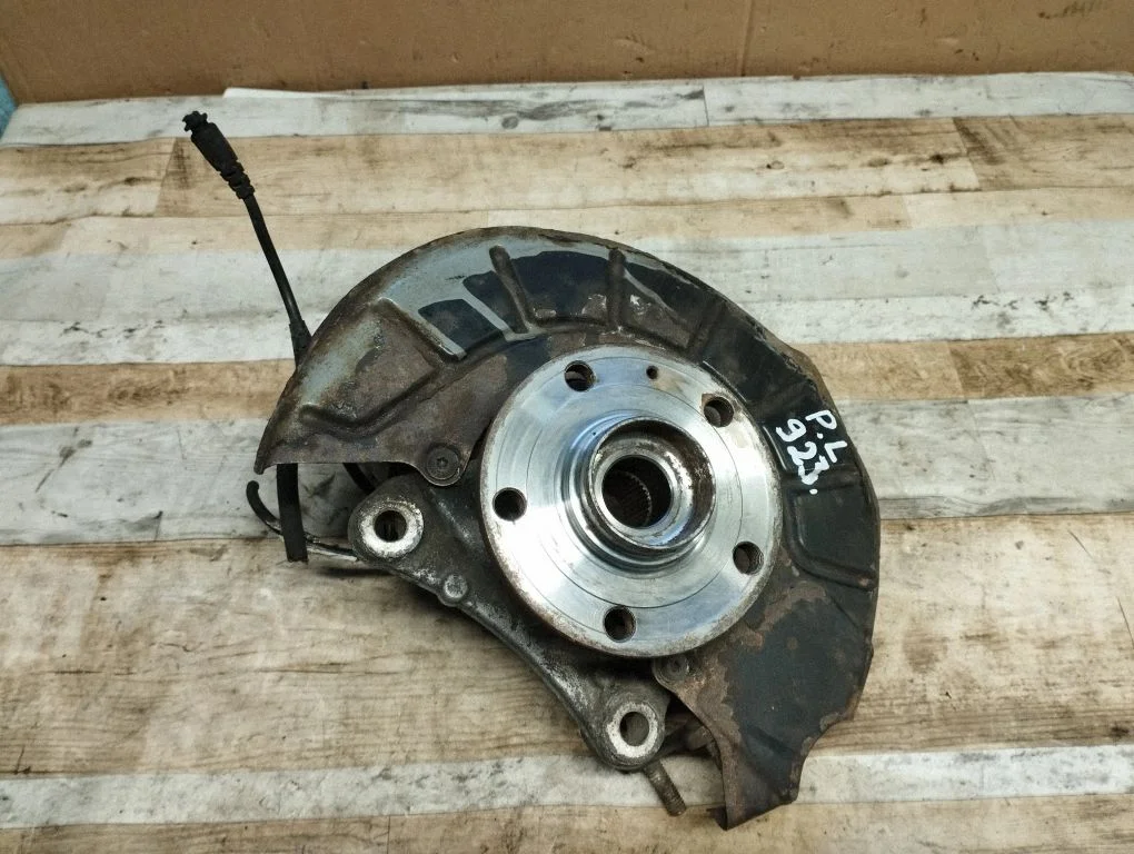 Front wheel hub 1K0615311F
