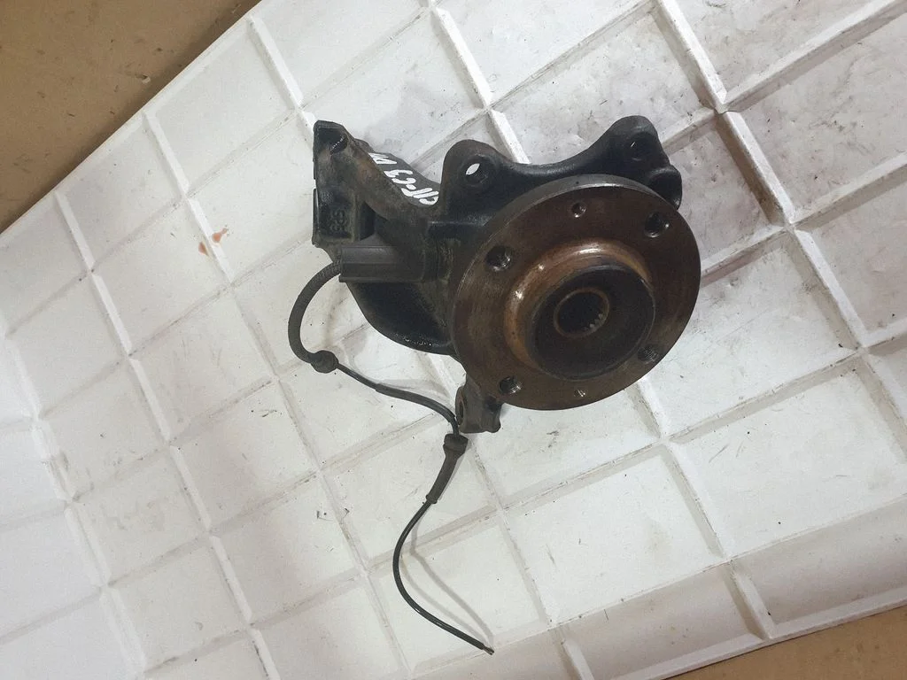 Front wheel hub – Citroen C3 (2005-2010)