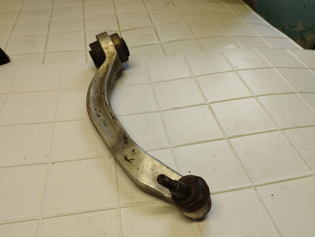 Front control arm – front left