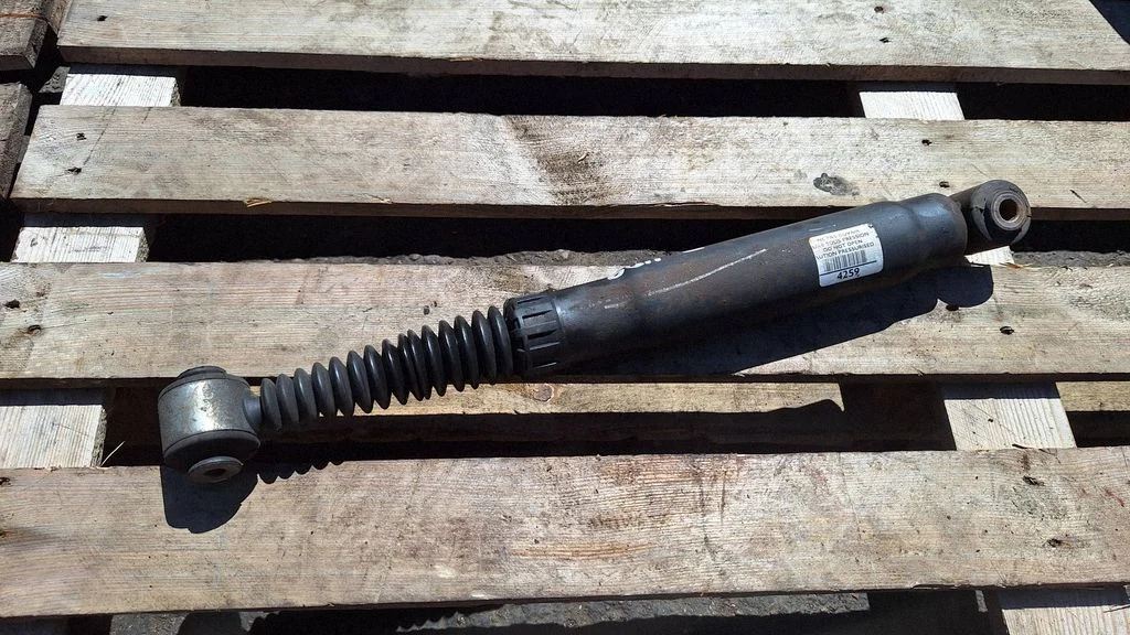 Rear shock absorber/damper – Peugeot 207 CC (2007-2014)
