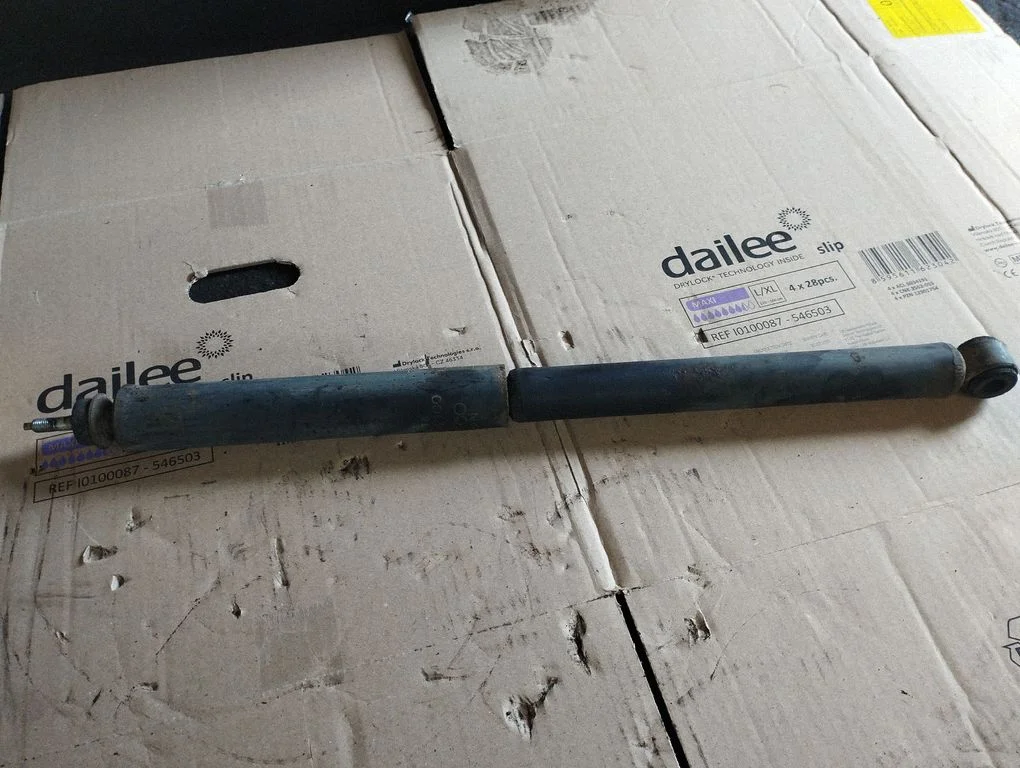 Rear shock absorber/damper 4853142100