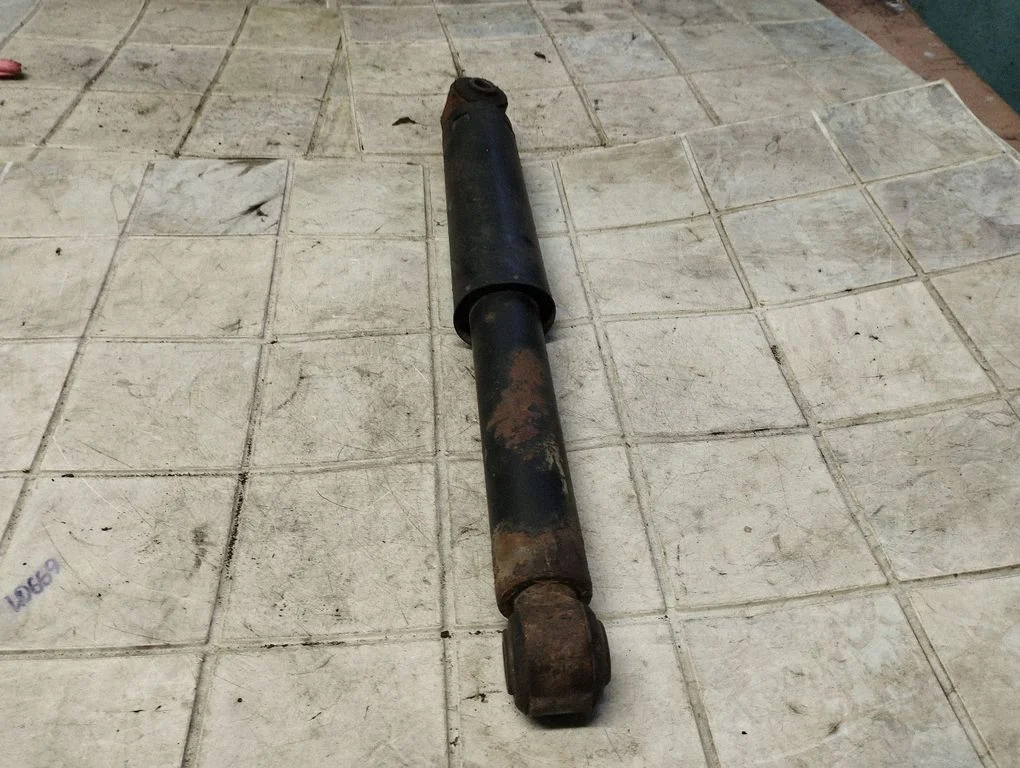 Rear shock absorber/damper 844904000906