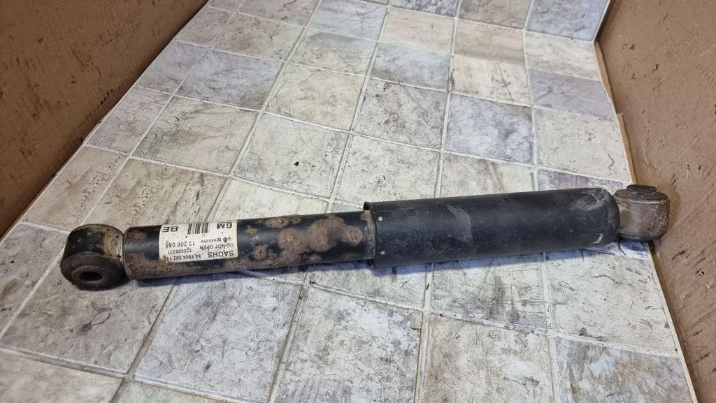 Rear shock absorber/damper – Opel Signum (2003-2008)