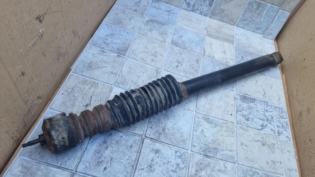 Rear shock absorber/damper – Ford Focus C-MAX (2003-2010)